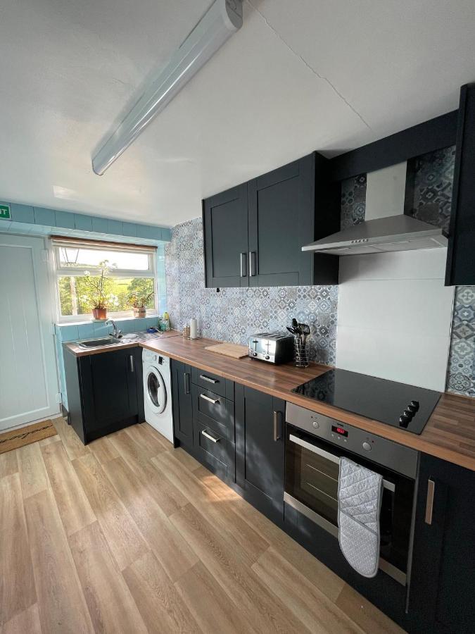Dove Cottage - Stay At Gwens Μπάξτον Εξωτερικό φωτογραφία